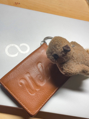 ▲就活の際肌身離さず身に着けていたパスケース