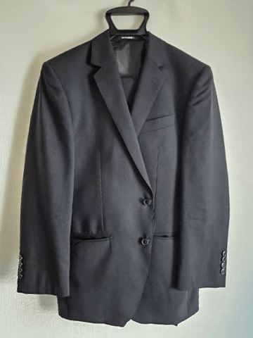 Oさんが就活時に着用していたスーツ